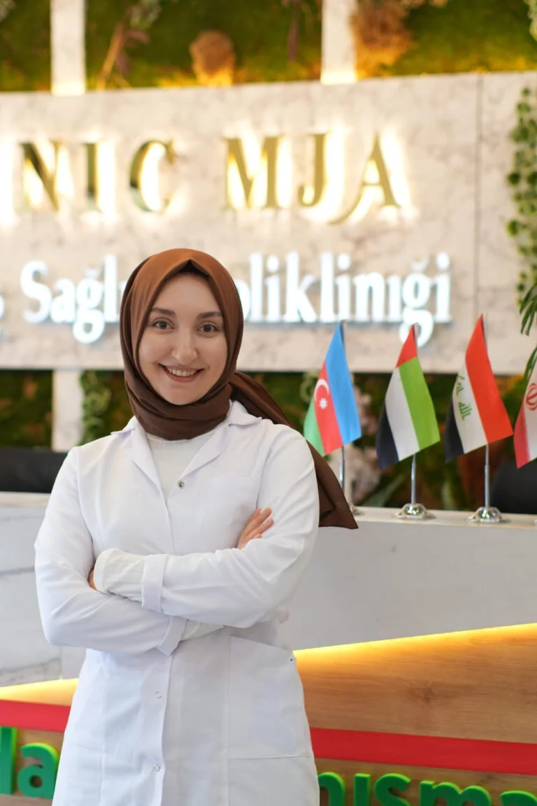 Dt. Feyzanur Gül Köker